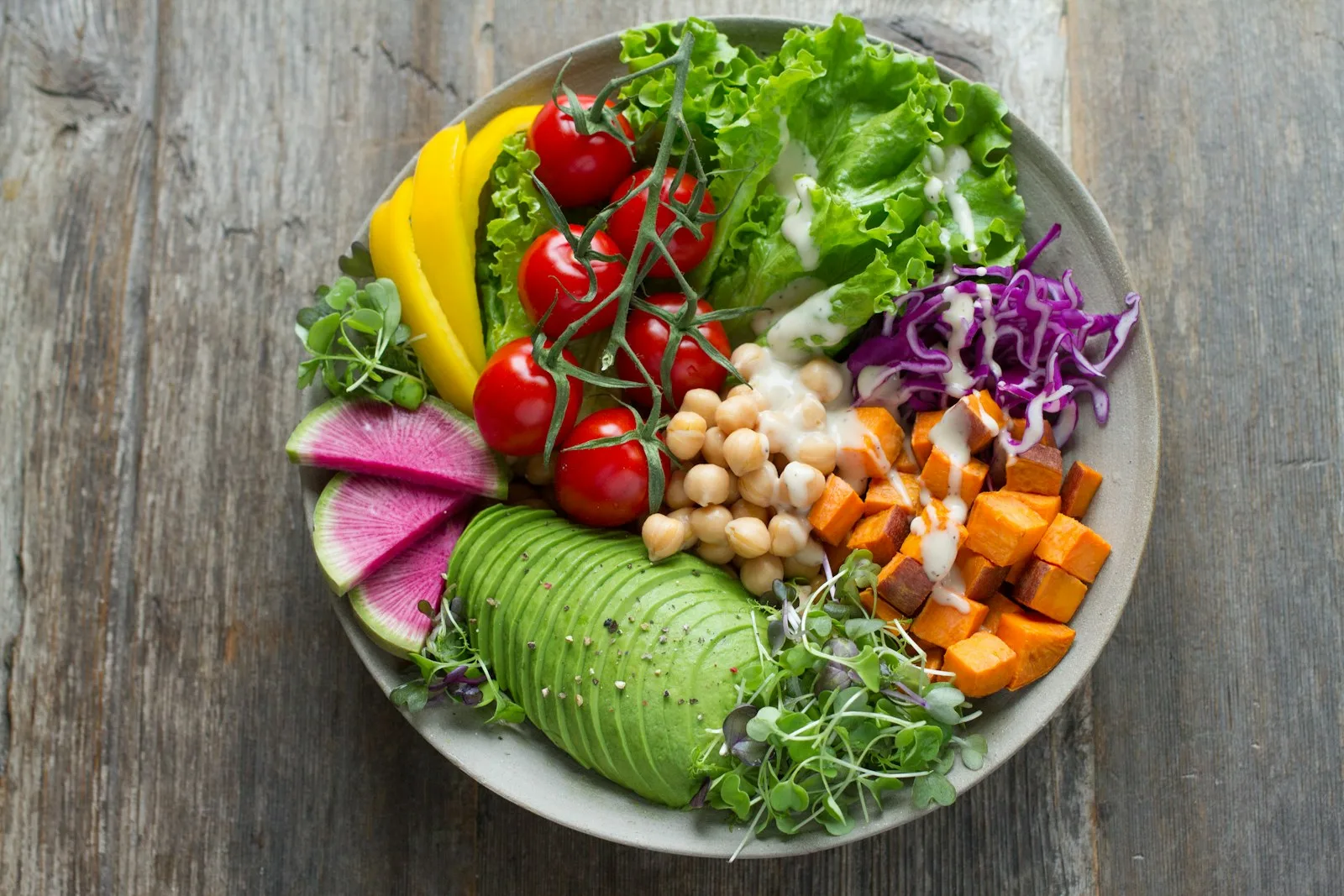 Como melhorar sua rotina alimentar com acompanhamento profissional